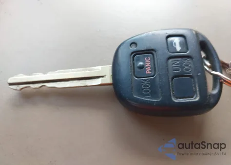 1999 Toyota Land Cruiser z USA, uszkodzony, nr VIN JT3HT05J7X0046743